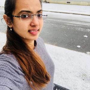 Meet your Posher, Urvi